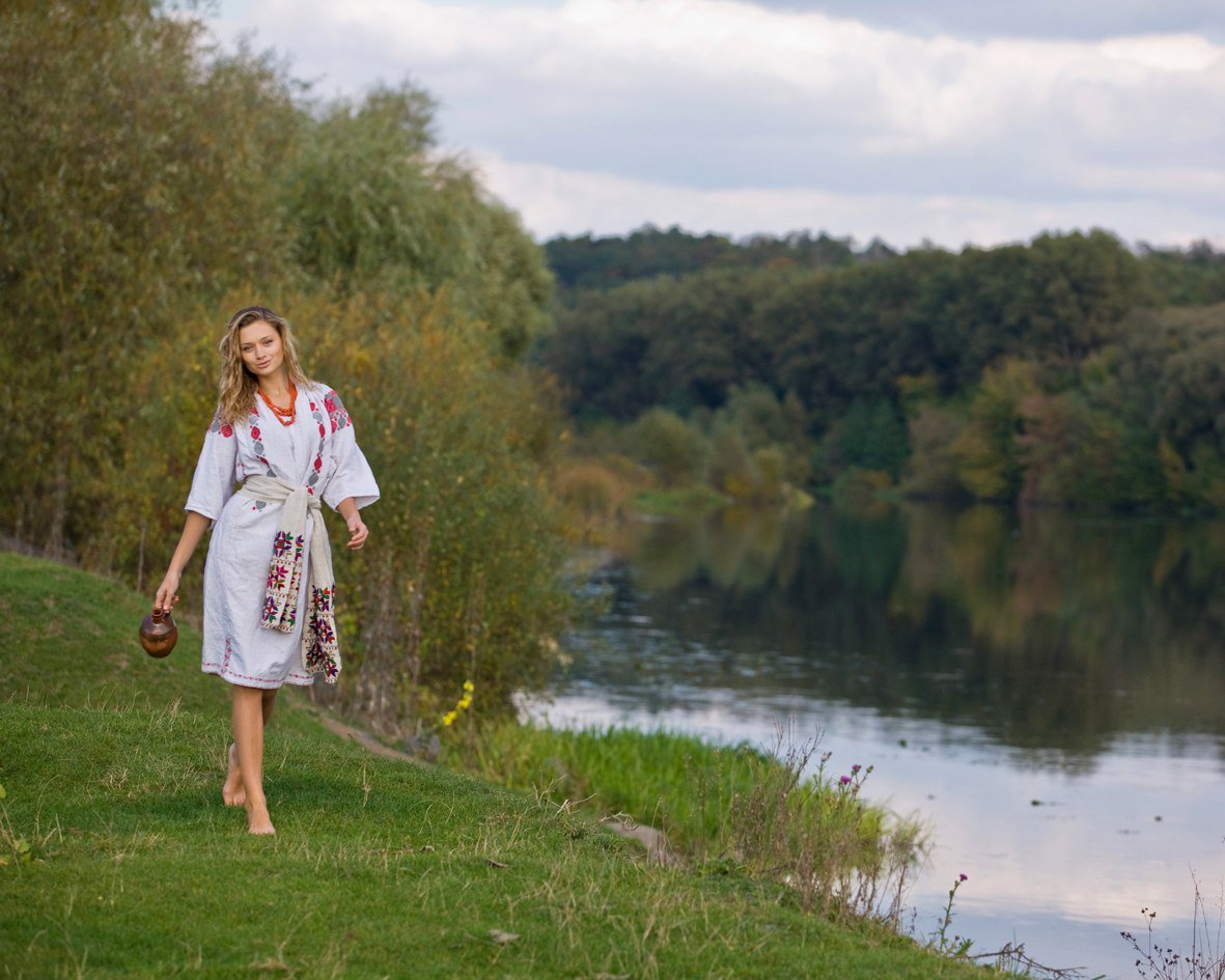 Nude girl Slavic women in Merida